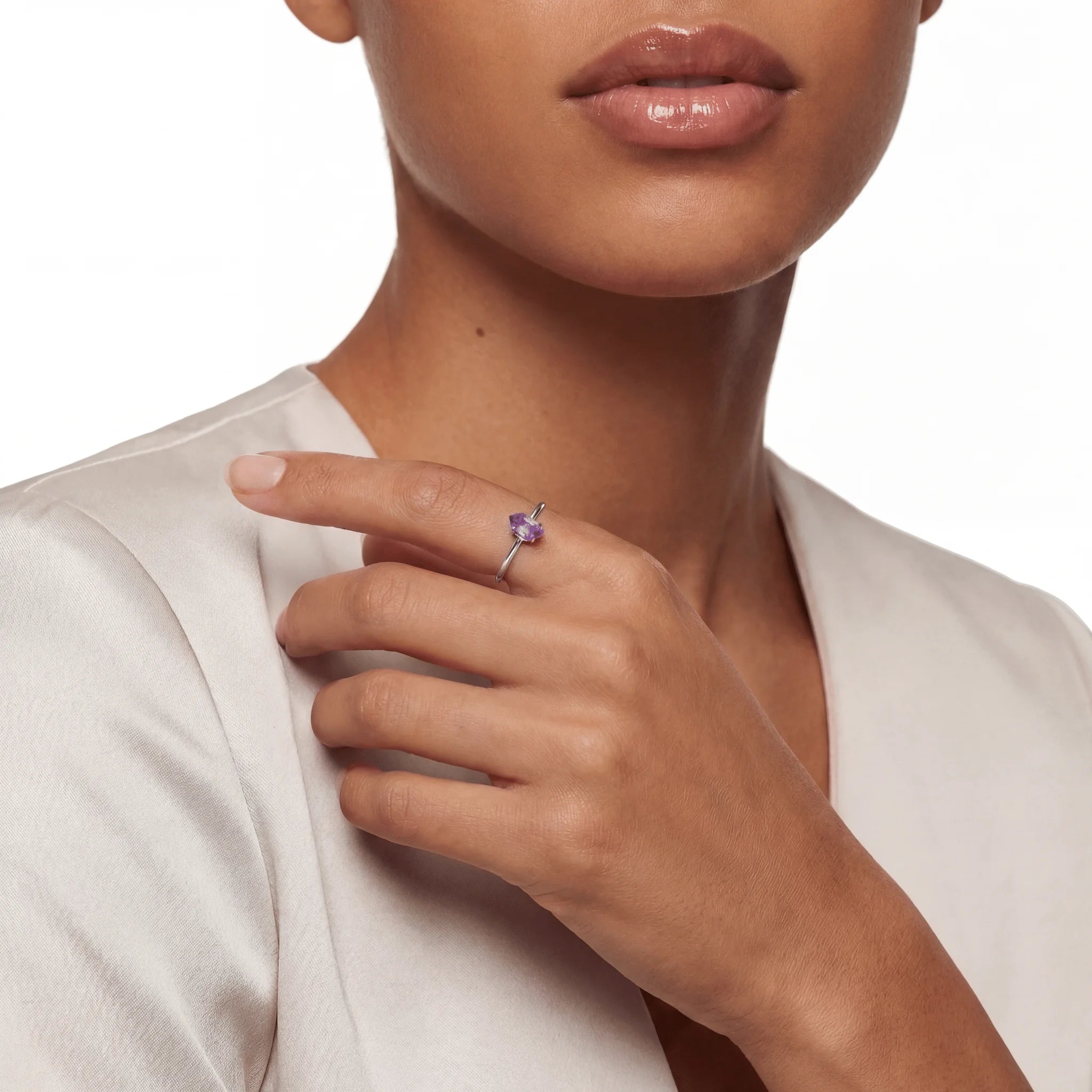 The Amethyst Formation, ring on finger, lifestyle model photo BE.