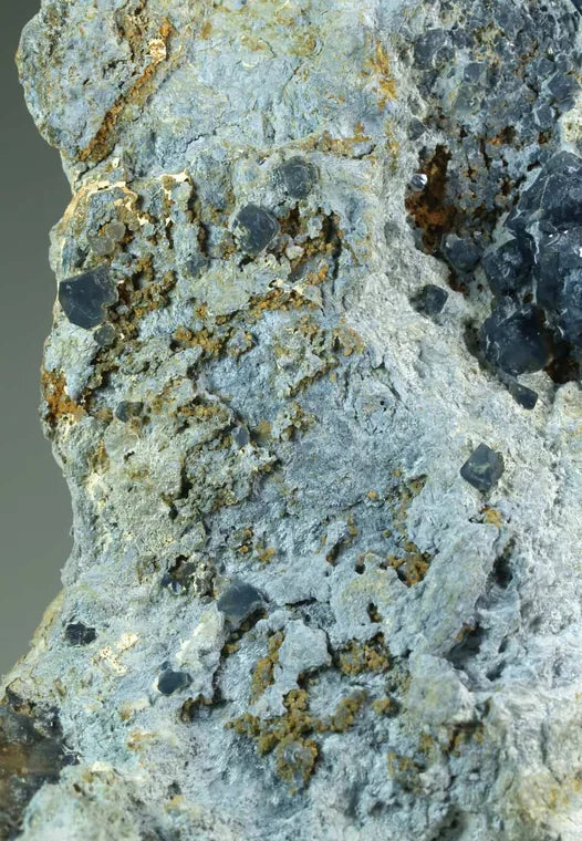 Blue quartz with magnesioriebeckite reference image