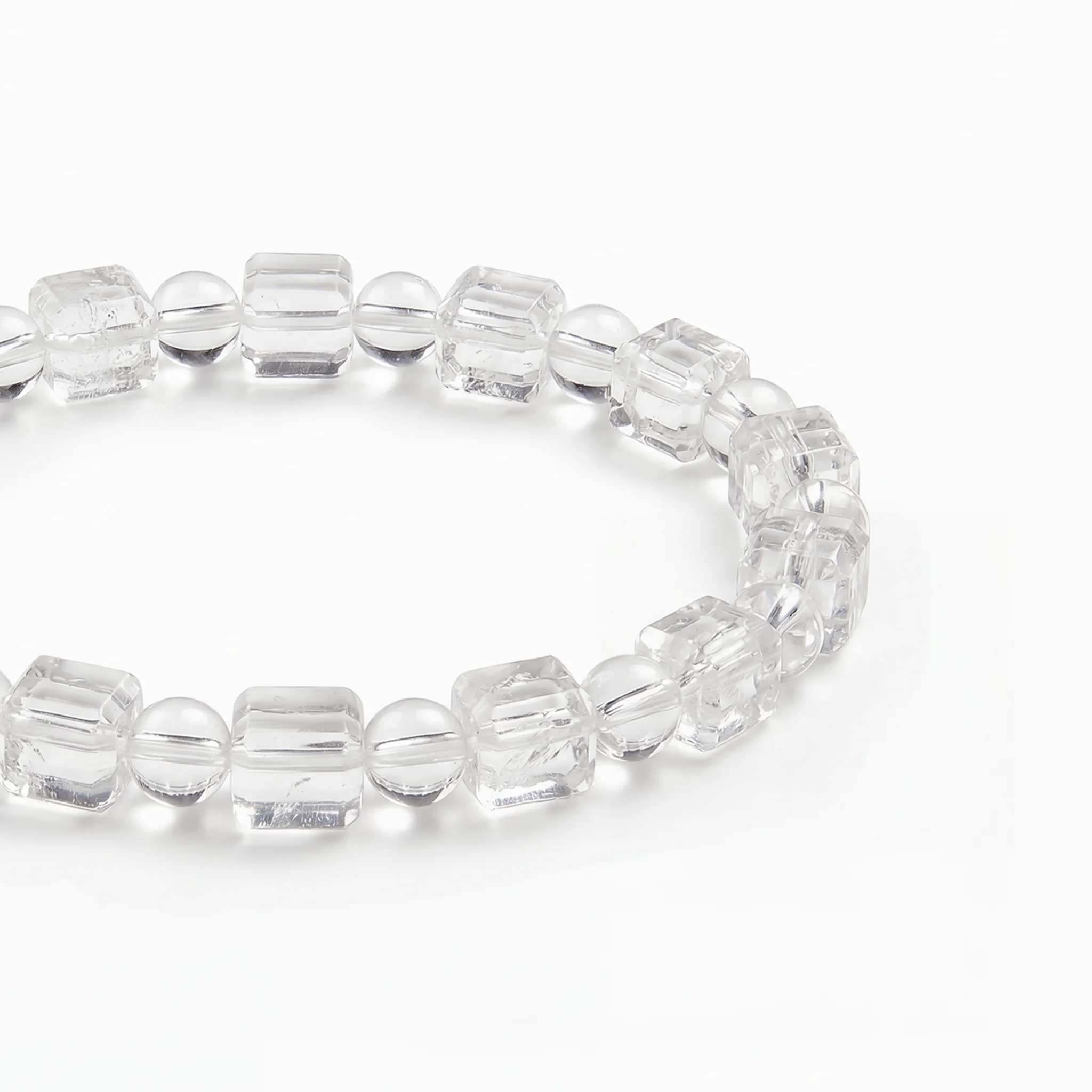The Clear Quartz Strand — Geometric Sequence, bracelet detail view BE.