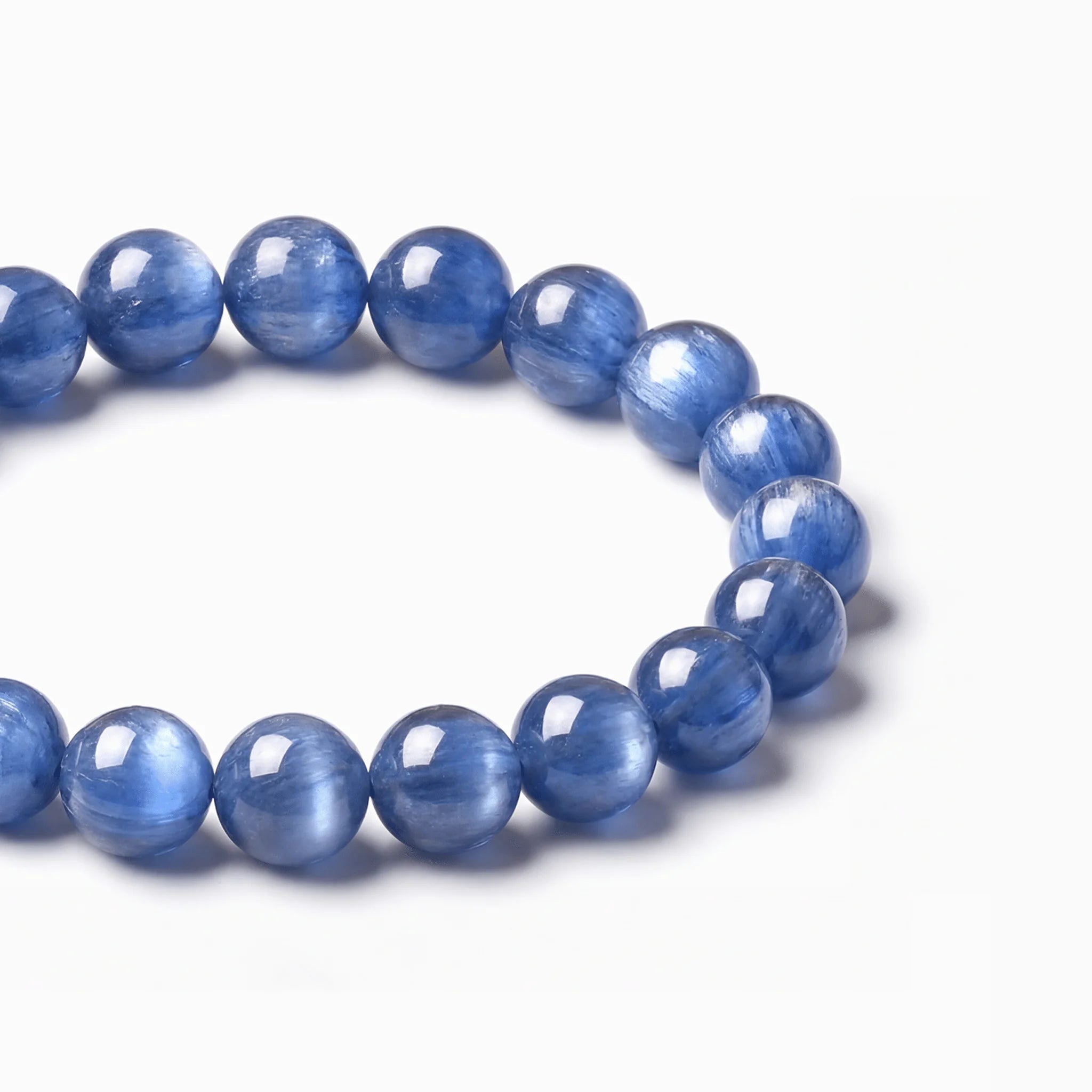 The Kyanite Strand — Directional Alignment, bracelet detail view BE.