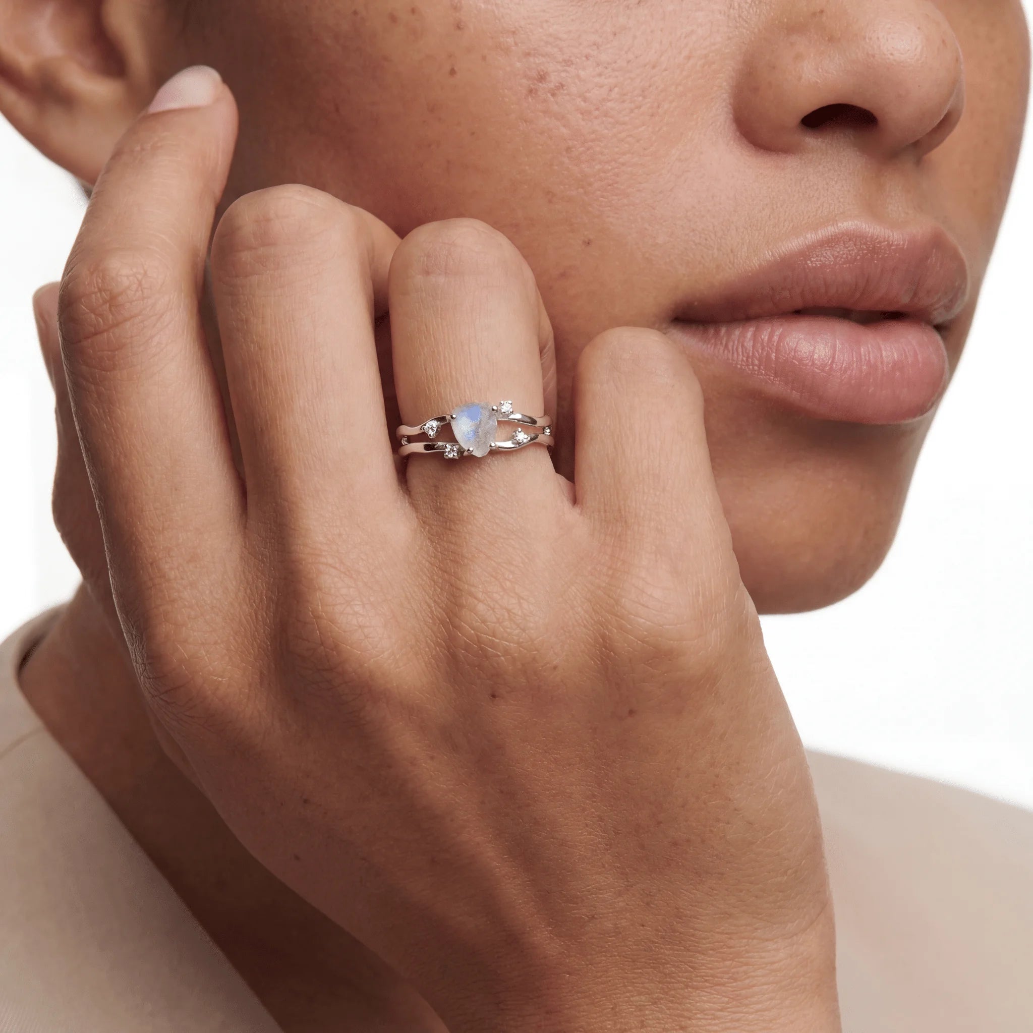 The Moonstone Fragment, ring detail view BE.